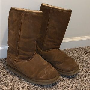 SALE ❗️UGG Boots - Tall in color Chestnut